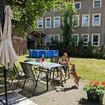 Апартаменты Urlaubsmagie - Turmfalke - Garten Mit Terrasse & Saisonaler Pool Зебниц