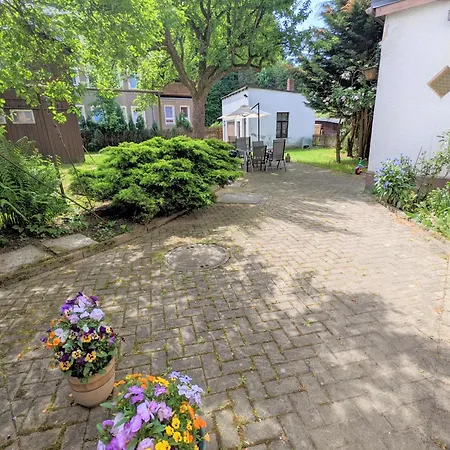 Апартаменты Urlaubsmagie - Turmfalke - Garten Mit Terrasse & Saisonaler Pool Зебниц