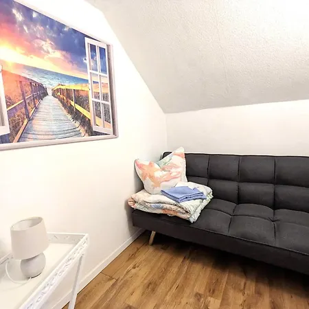 H6 -urlaubsmagie- Fuer 3 Mit Pool & Terrasse