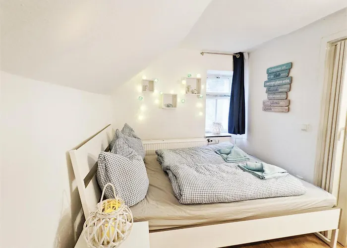 H6 -urlaubsmagie- Fuer 3 Mit Pool & Terrasse * Sebnitz